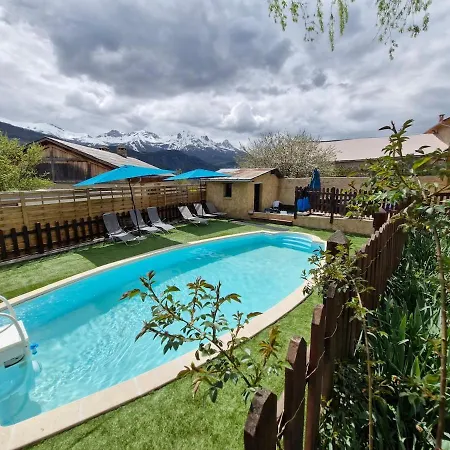 Grande Maison Familiale Avec Piscine Chauffee Vakantiehuis