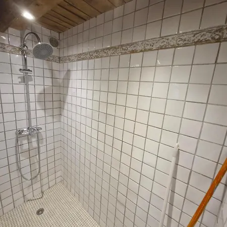 Grande Maison Familiale Avec Piscine Chauffee