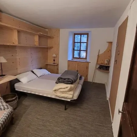 Holiday home Grande Maison Familiale Avec Piscine Chauffee Faucon-de-Barcelonnette